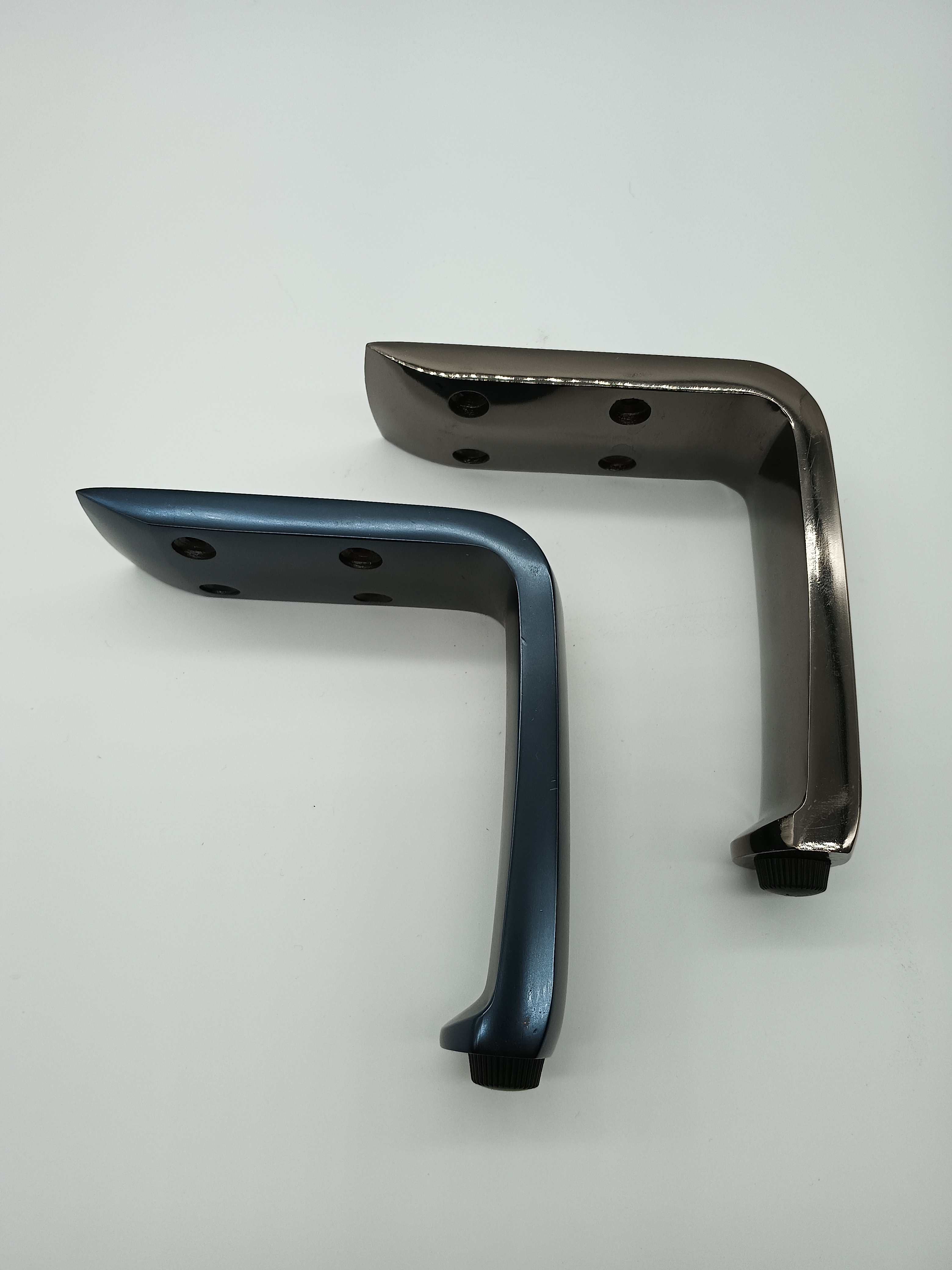 Pernas de sofá cônicas modernas, luxuosas, douradas, cromadas, armário de metal, suporte para móveis, pés de aço para camas e sofás, material de ferro