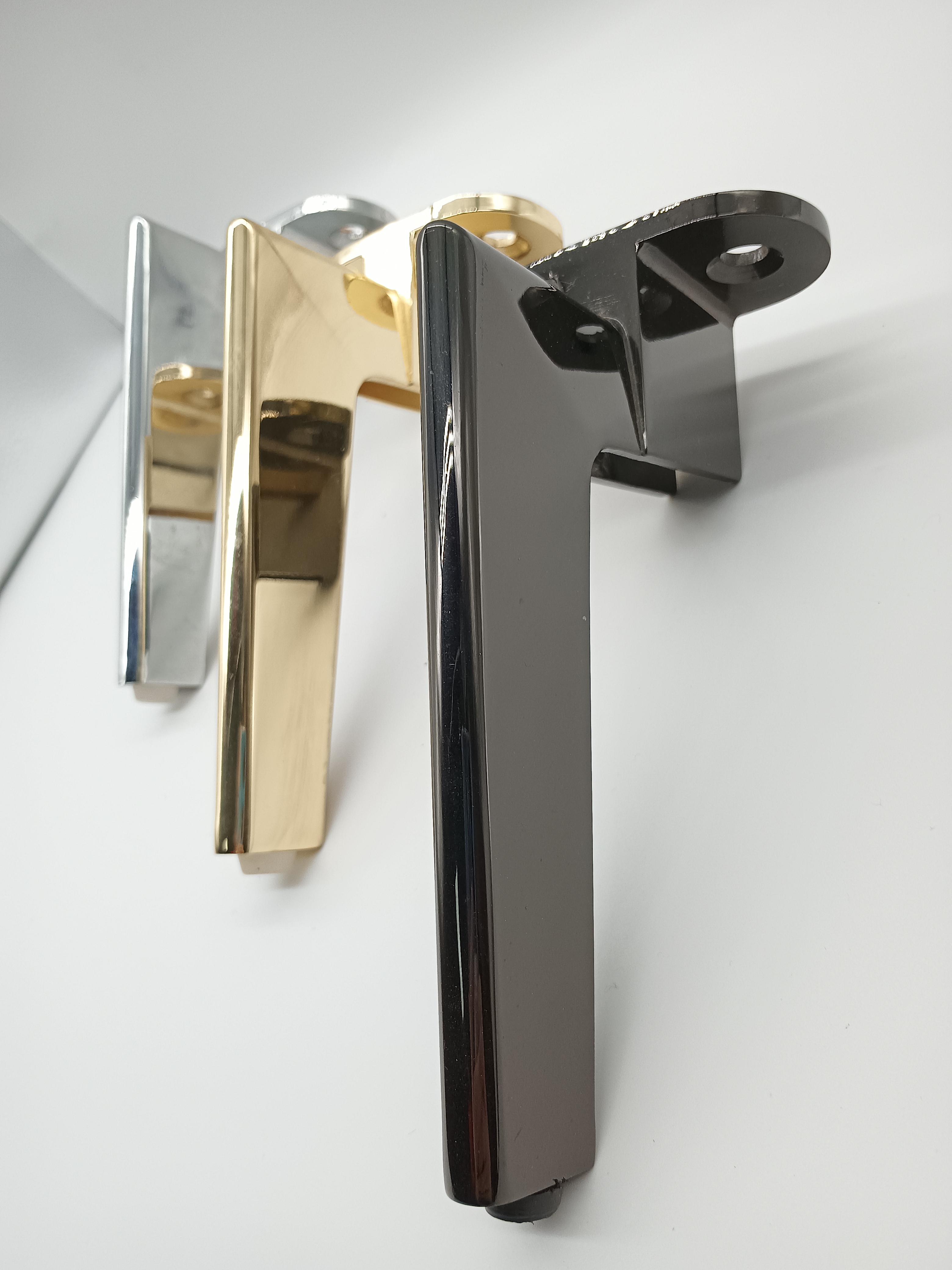 Pés de móveis com design elegante Decoração Hardware Pés de móveis Pés de sofá em liga de zinco