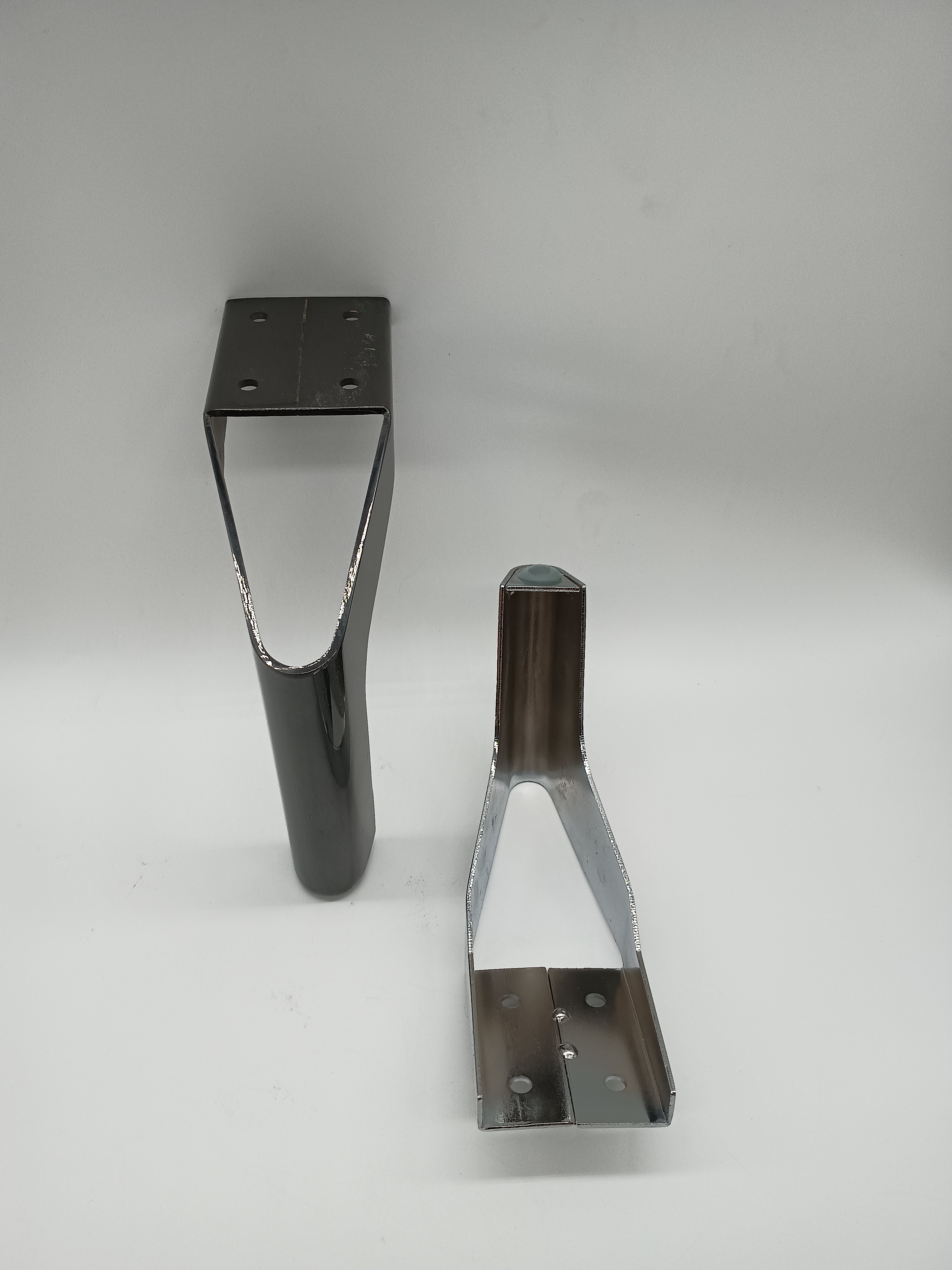 Pernas de sofá de luxo para móveis cônicos modernos de metal personalizado de fábrica